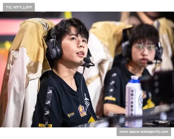 Hero久竞老将坦然关键局收割,展现冠军选手实力 Hero久竞老将坦然关键局收割,展现冠军选手实力