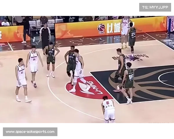 CBA第一阶段收官:广厦15胜2负领跑,上海广东紧追不舍 CBA第一阶段收官:广厦15胜2负领跑,上海广东紧追不舍